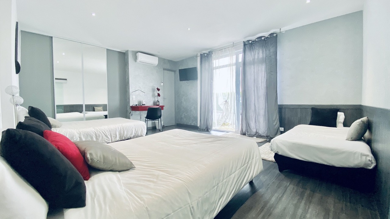 Photo of Bedroom in Saint-Leger-sous-Brienne