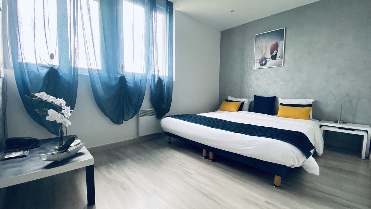 Photo of Bedroom in Saint-Leger-sous-Brienne