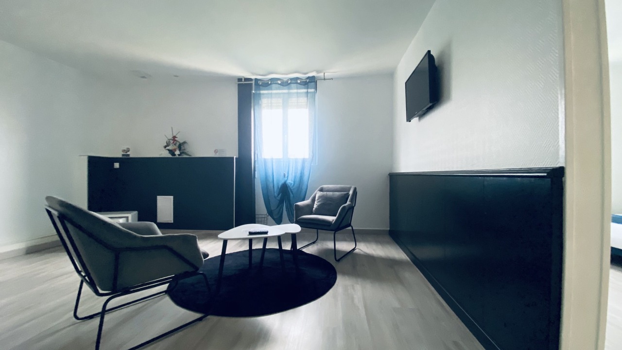 Photo of Bedroom in Saint-Leger-sous-Brienne