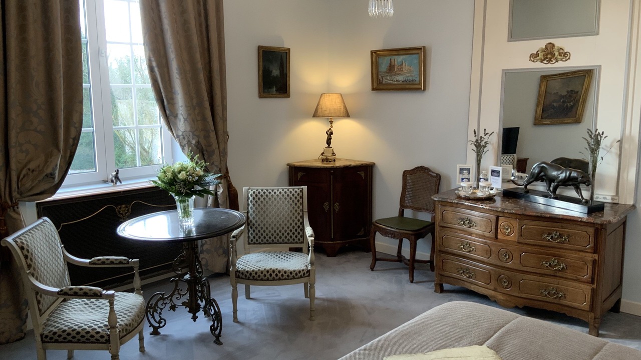 Photo of Bedroom in Tracy-sur-Mer