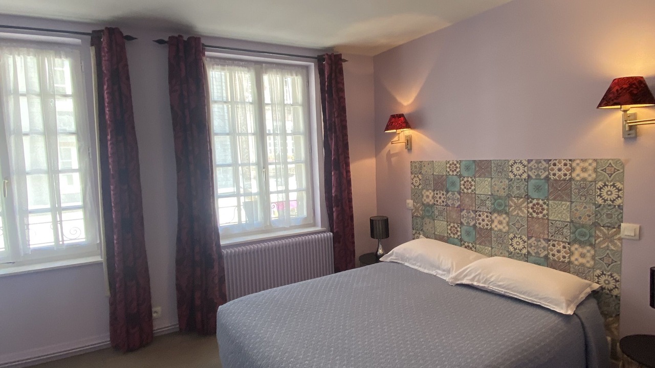 Photo of Bedroom in Enclos