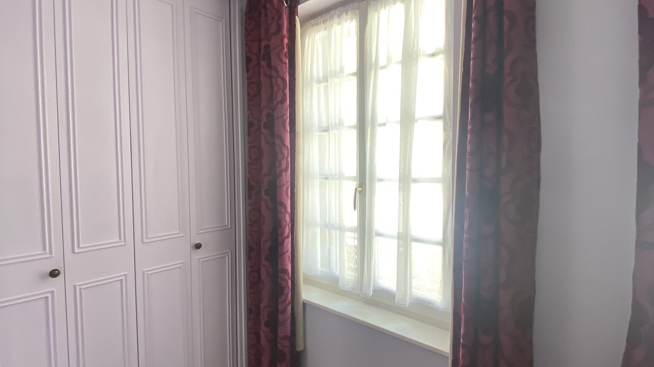 Photo of Bedroom in Enclos