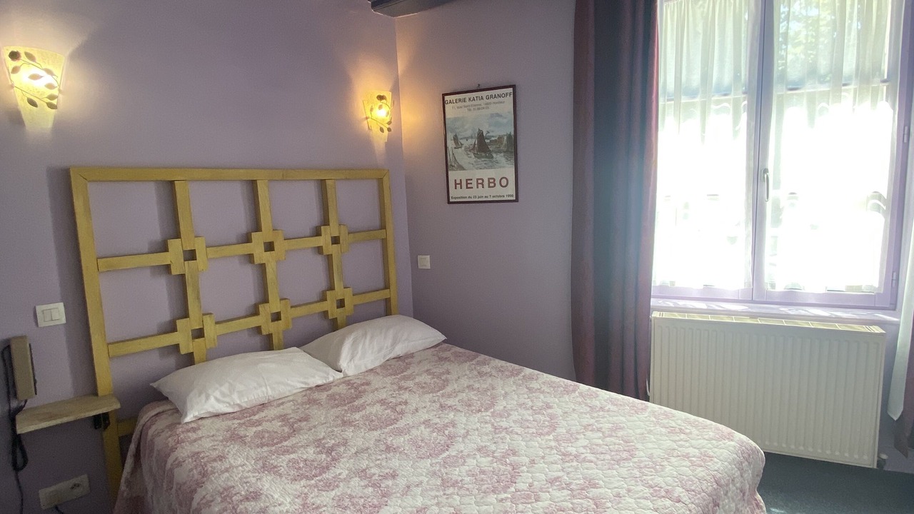 Photo of Bedroom in Enclos
