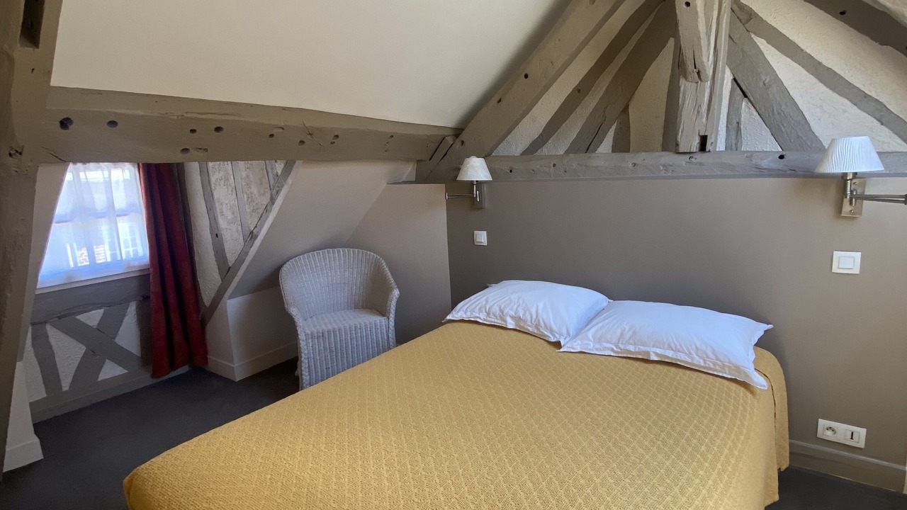 Photo of Bedroom in Enclos
