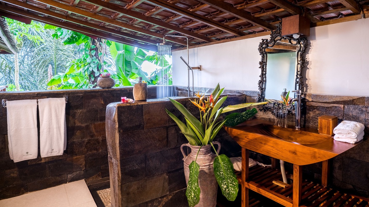 Photo of Bathroom in East Selemadeg