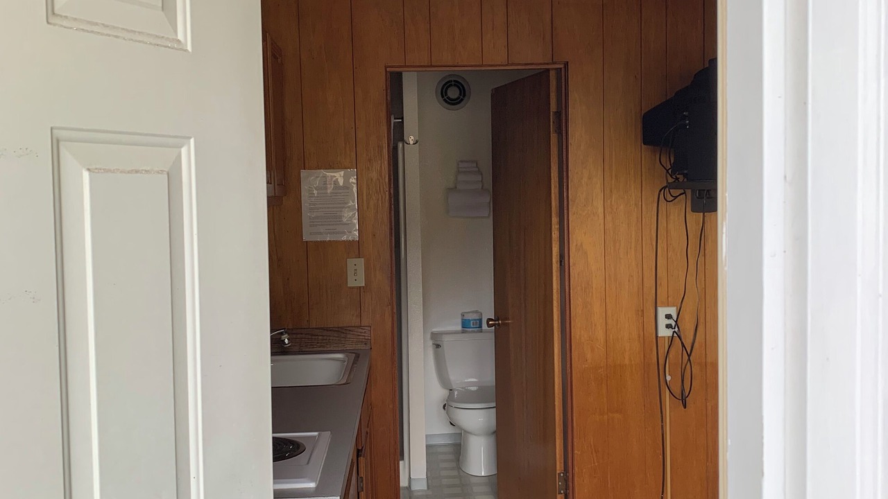 Photo of Bathroom in Sekiu
