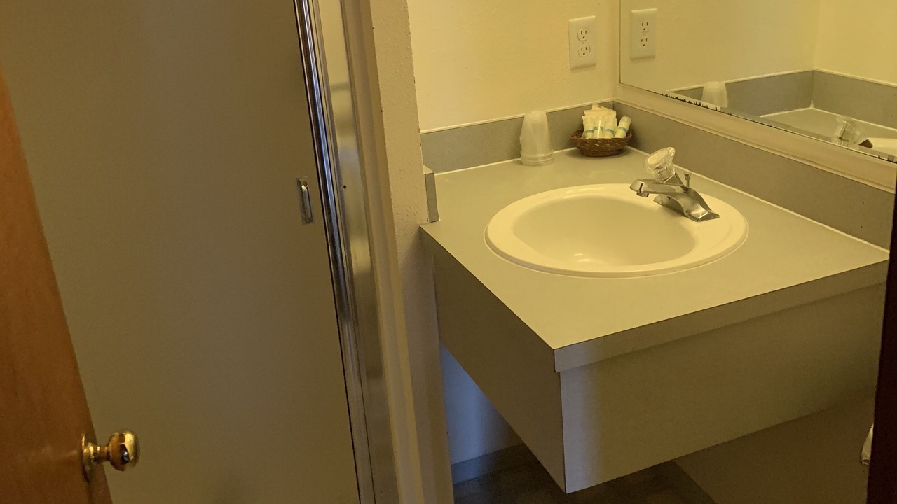 Photo of Bathroom in Sekiu