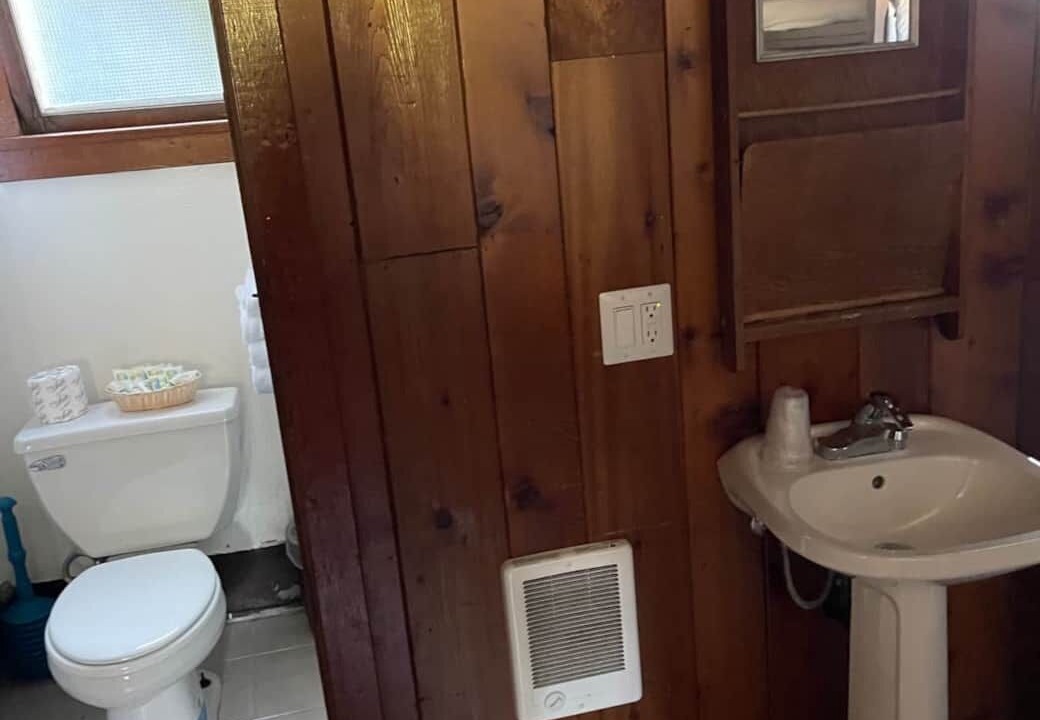 Photo of Bathroom in Sekiu