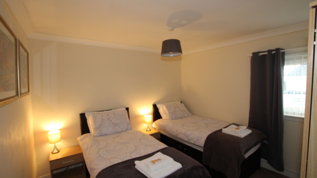 Photo of Others in Shotts