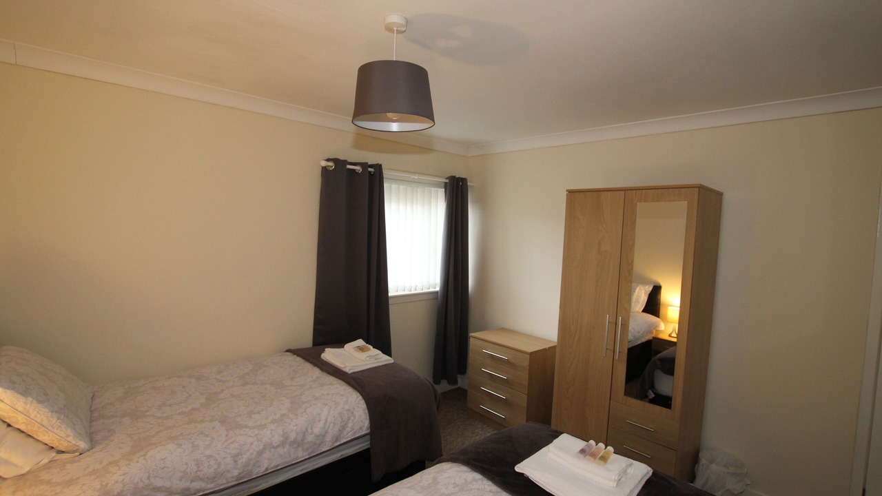 Photo of Others in Shotts