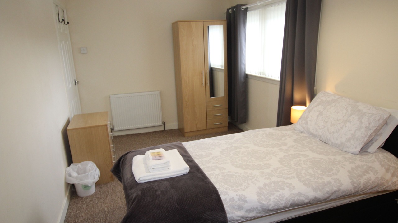 Photo of Others in Shotts