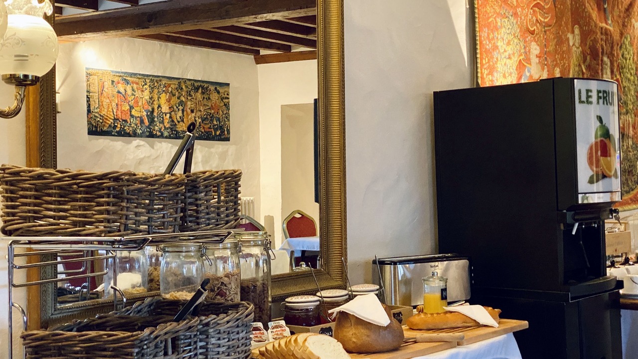 Photo of Others in Hebecrevon