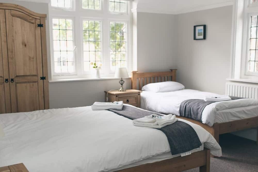 Photo of Others in Hanwell