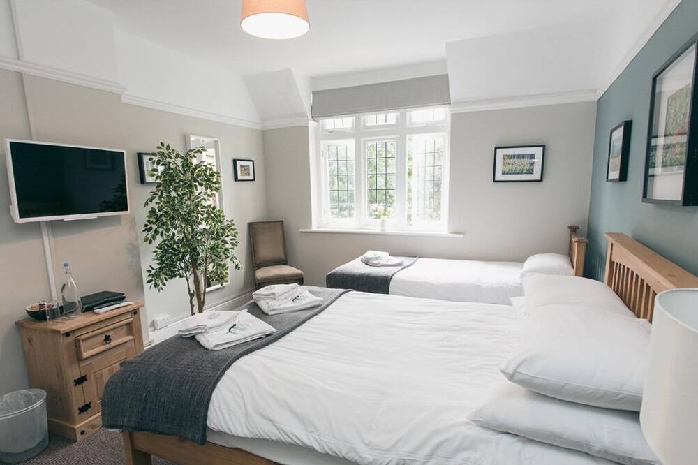 Photo of Others in Hanwell