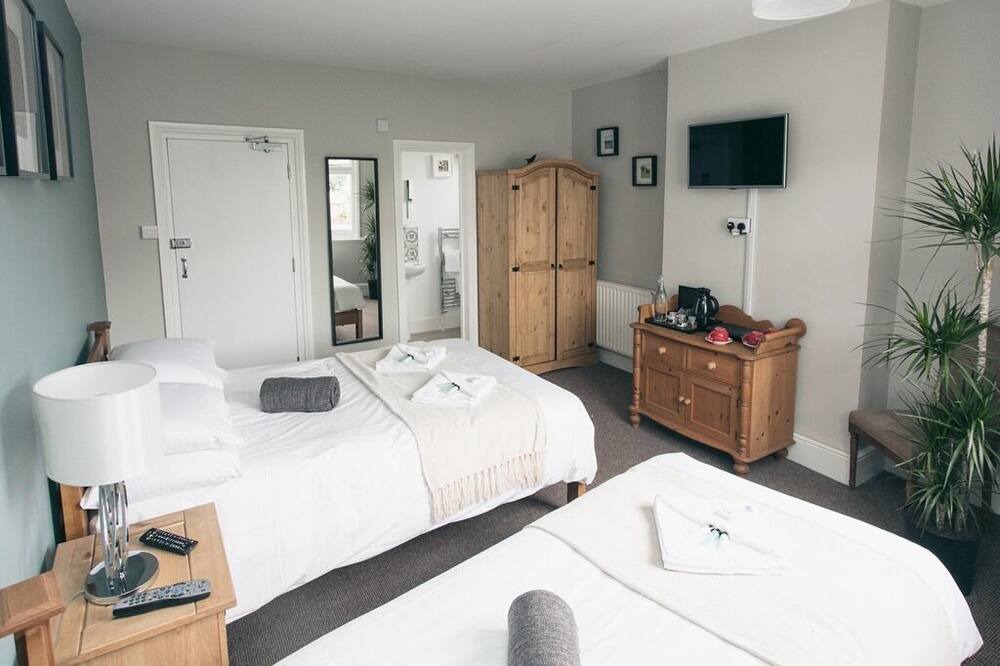 Photo of Others in Hanwell