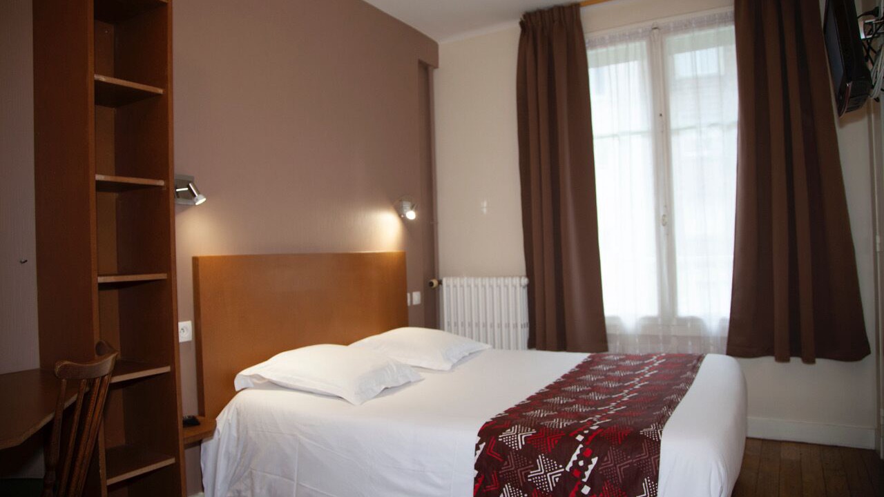 Photo of Bedroom in Coutances