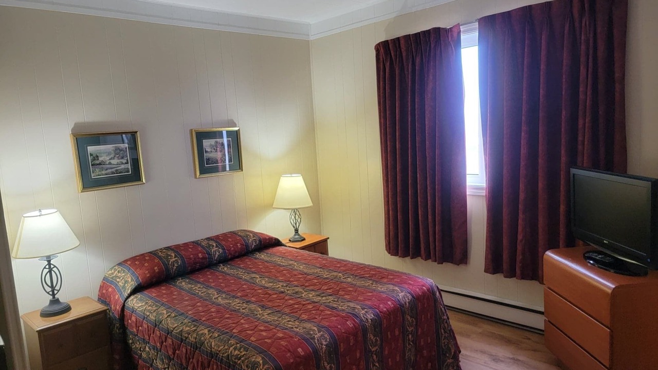 Photo of Bedroom in Havre-St. Pierre