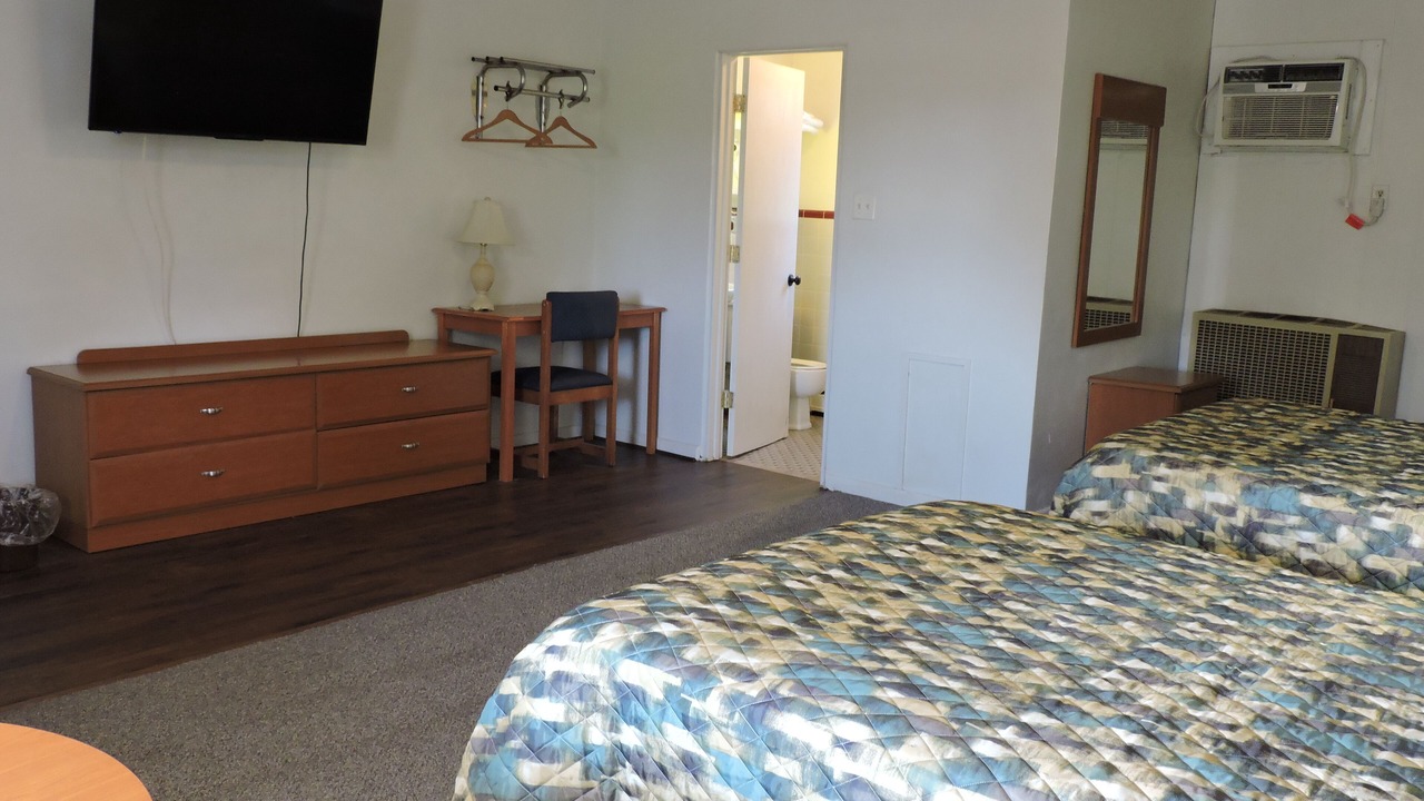 Photo of Bedroom in New Paris