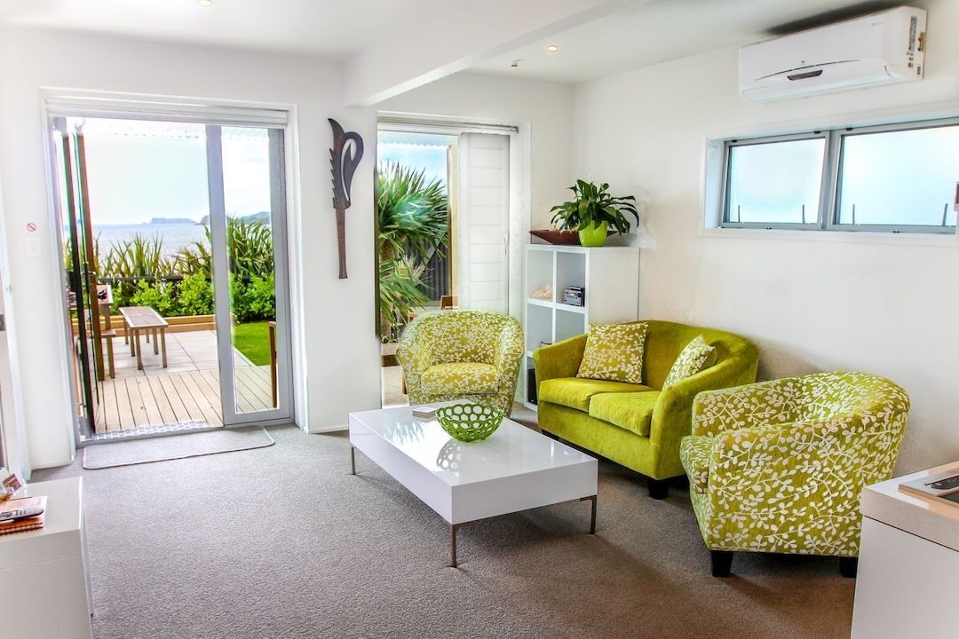 Photo of Others in Russell