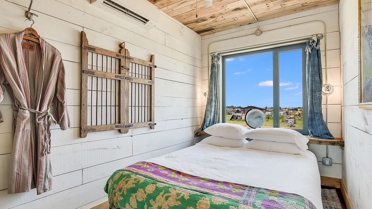 Photo of Bedroom in Round Top