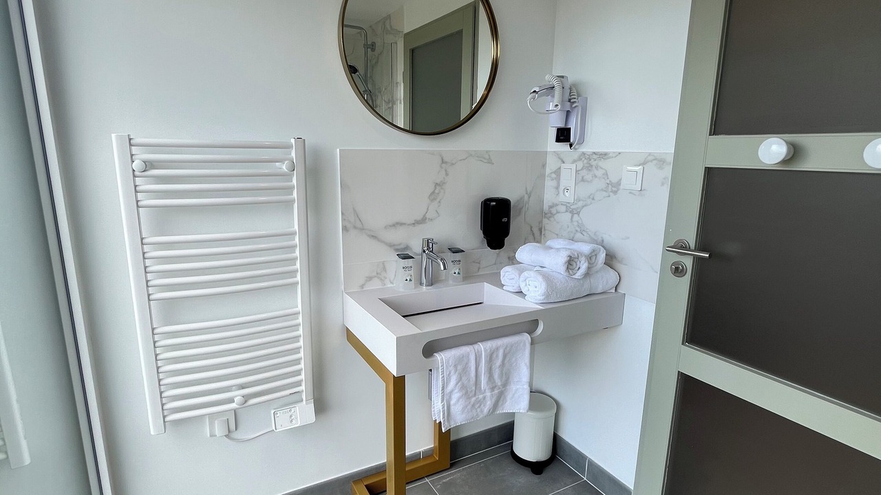 Photo of Bathroom in Treguier
