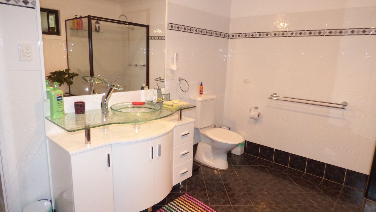 Photo of Others in Mount Hutton