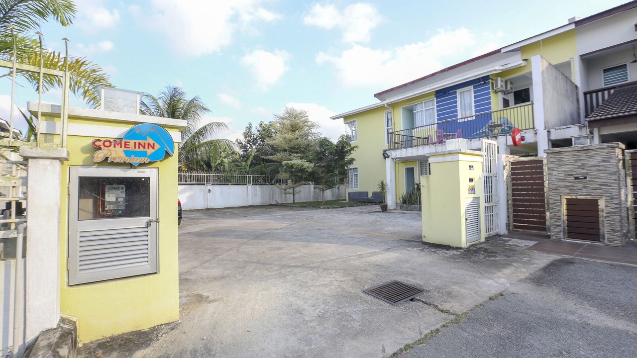 Photo of Outdoor in Kampung Merbau Patah