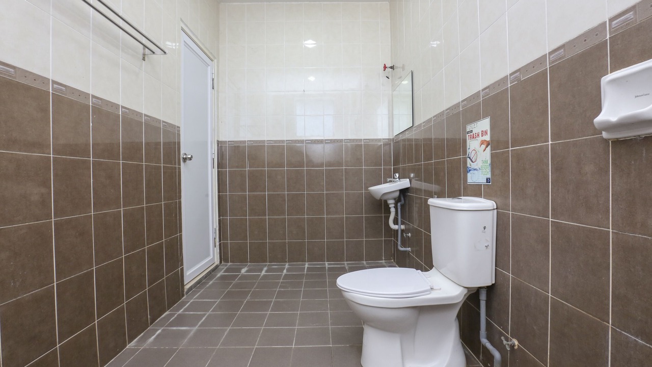 Photo of Bathroom in Kampung Merbau Patah