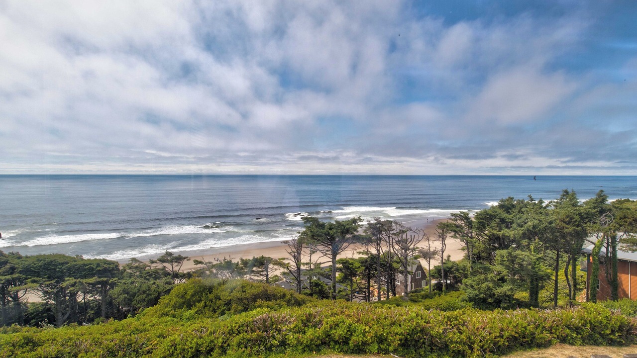 Photo of Bedroom in Lincoln City