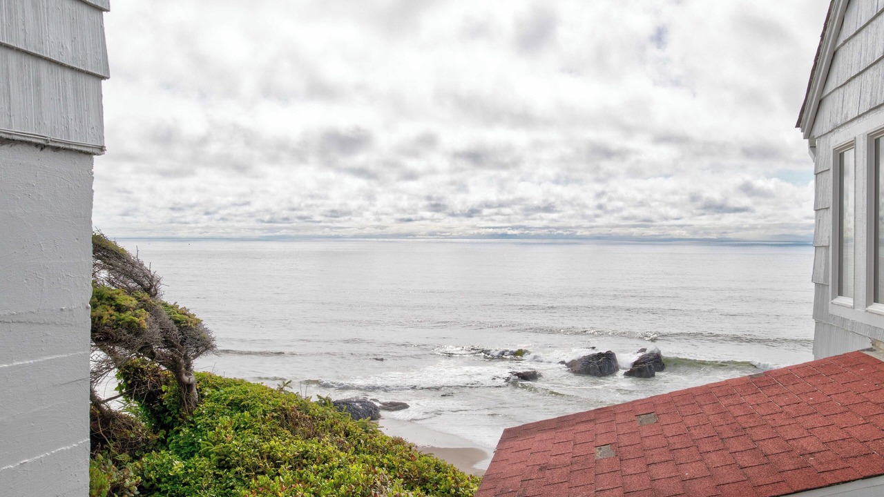 Photo of Others in Lincoln City