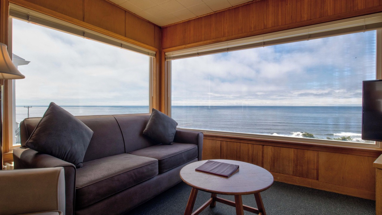 Photo of Livingroom in Lincoln City
