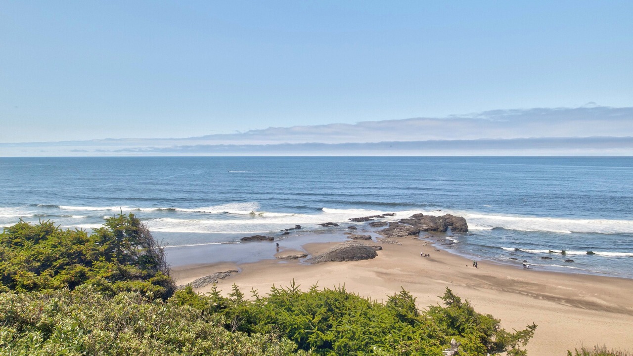 Photo of Bedroom in Lincoln City