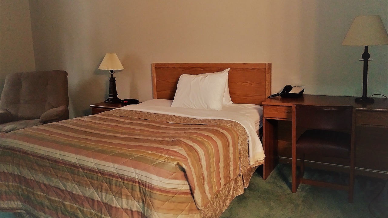 Photo of Bedroom in Mondovi