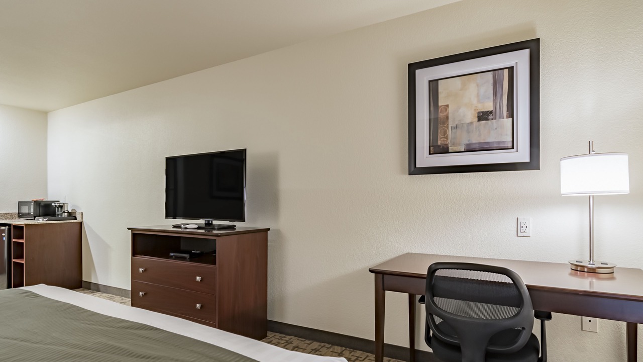 Photo of Bedroom in Lamoni