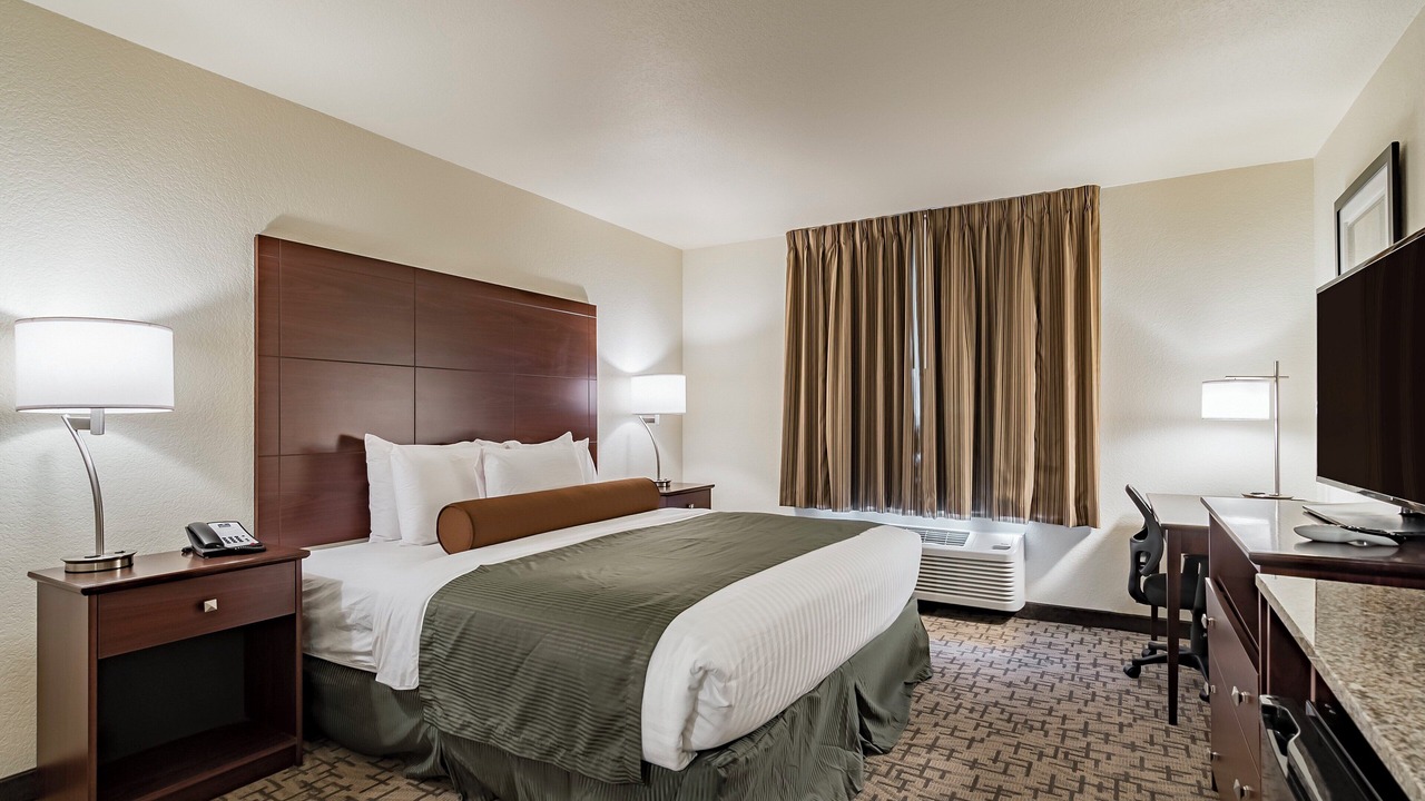 Photo of Bedroom in Lamoni