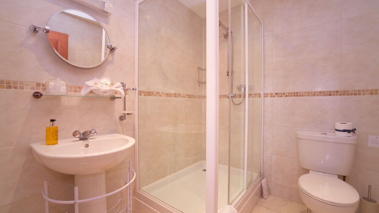 Photo of Bathroom in Innerleithen