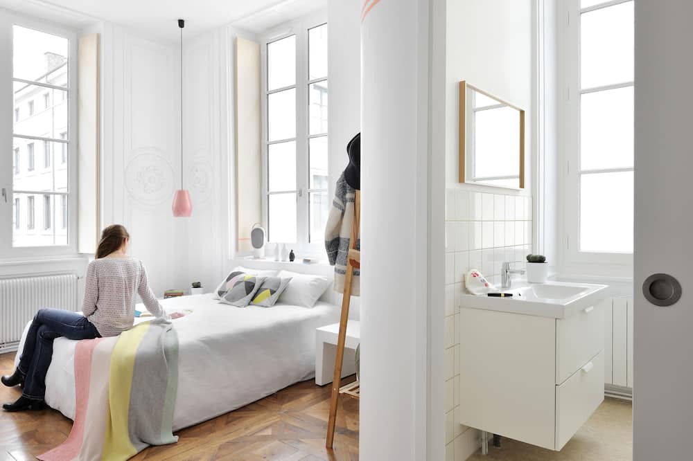 Photo of Bedroom in Griffon - Royale