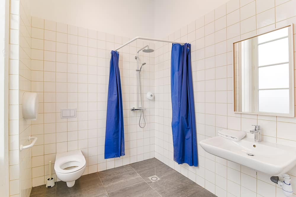 Photo of Bathroom in Griffon - Royale