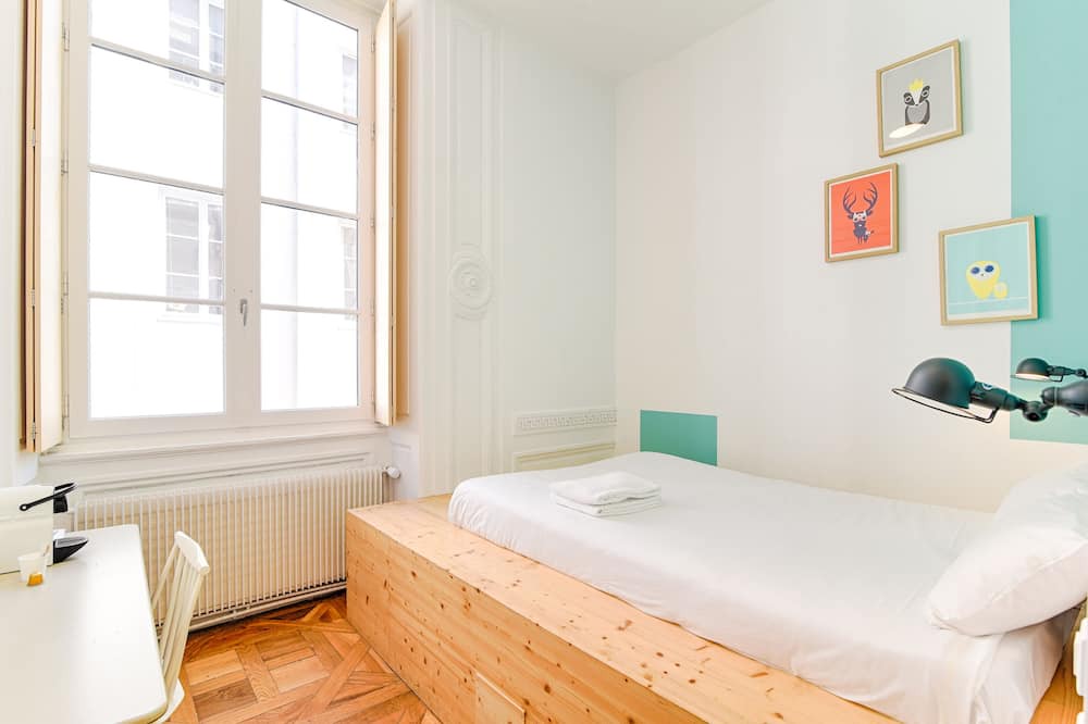 Photo of Bedroom in Griffon - Royale