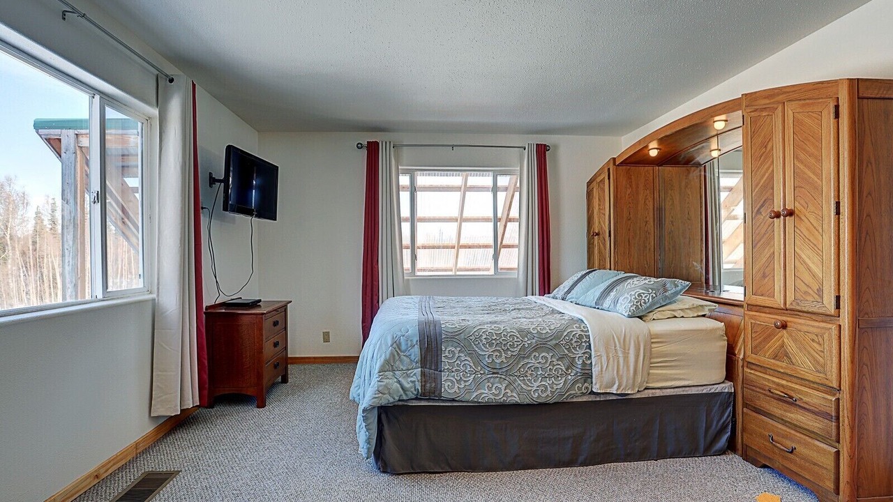 Photo of Bedroom in Talkeetna