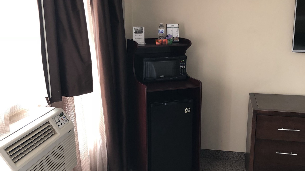 Photo of Bedroom in Allen Park