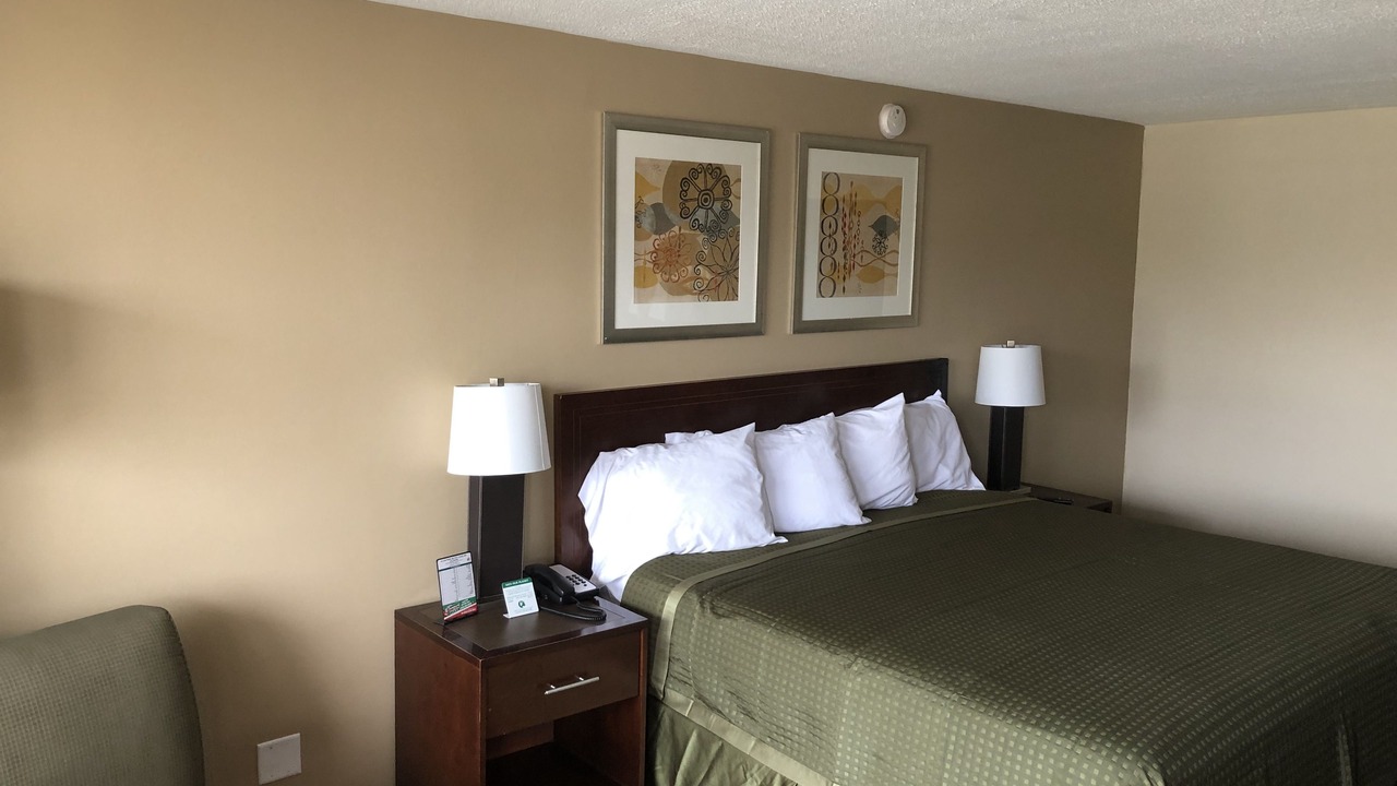 Photo of Bedroom in Allen Park