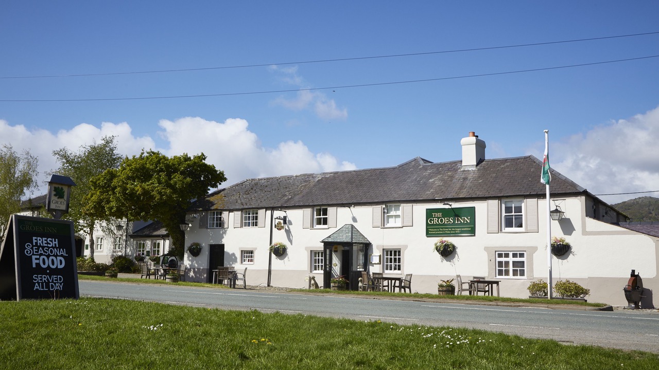 Photo of Outdoor in Henryd