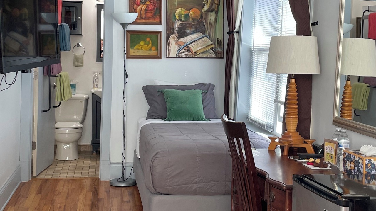Photo of Bedroom in Bucktown