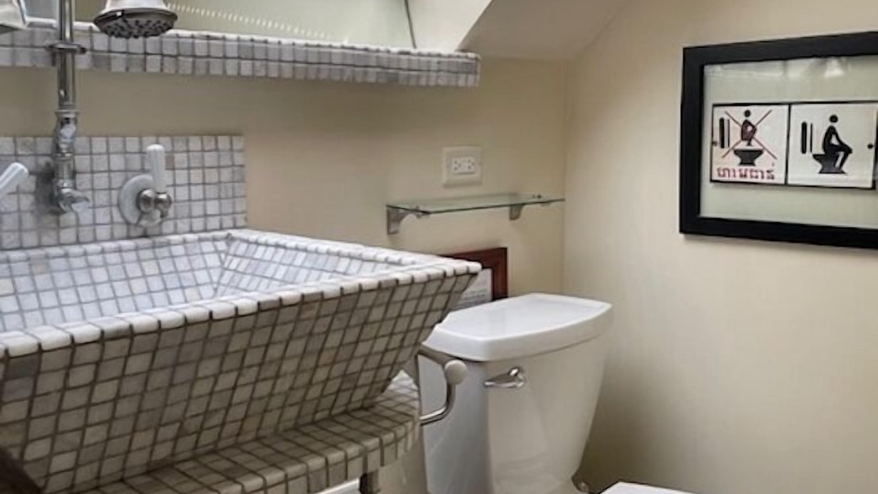 Photo of Bathroom in Bucktown