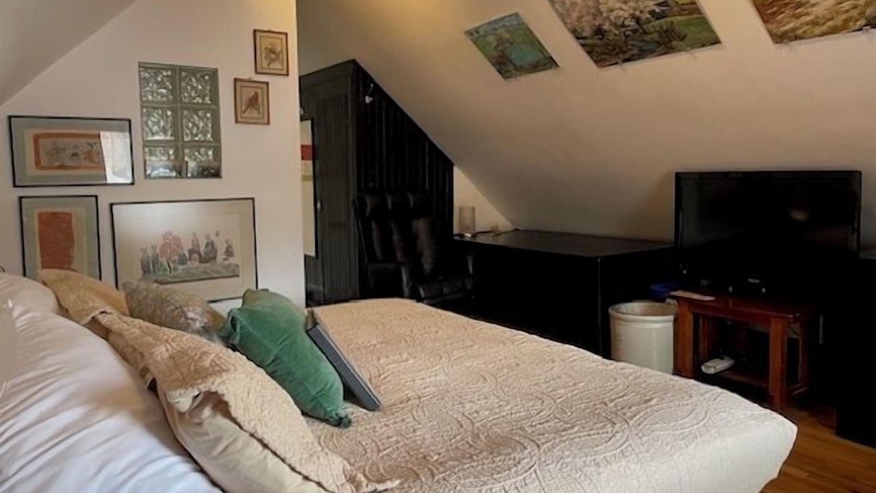 Photo of Bedroom in Bucktown