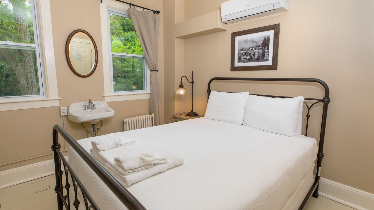 Photo of Bedroom in Mackinac Island