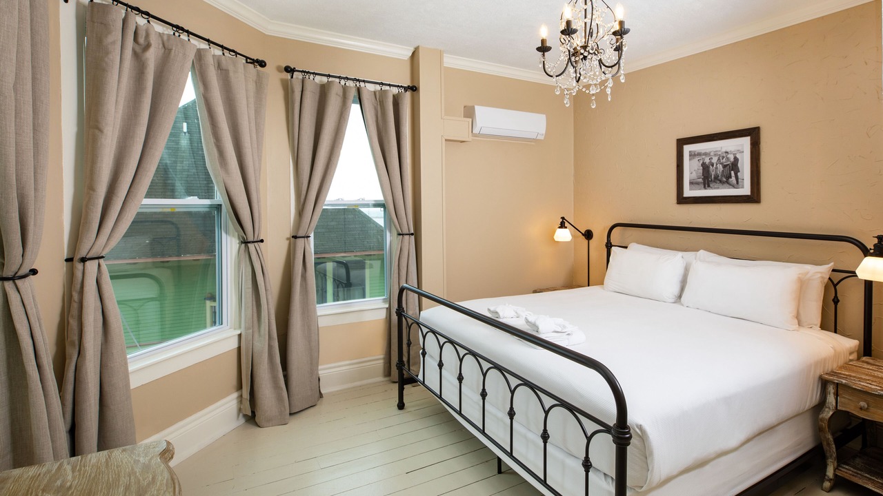 Photo of Bedroom in Mackinac Island