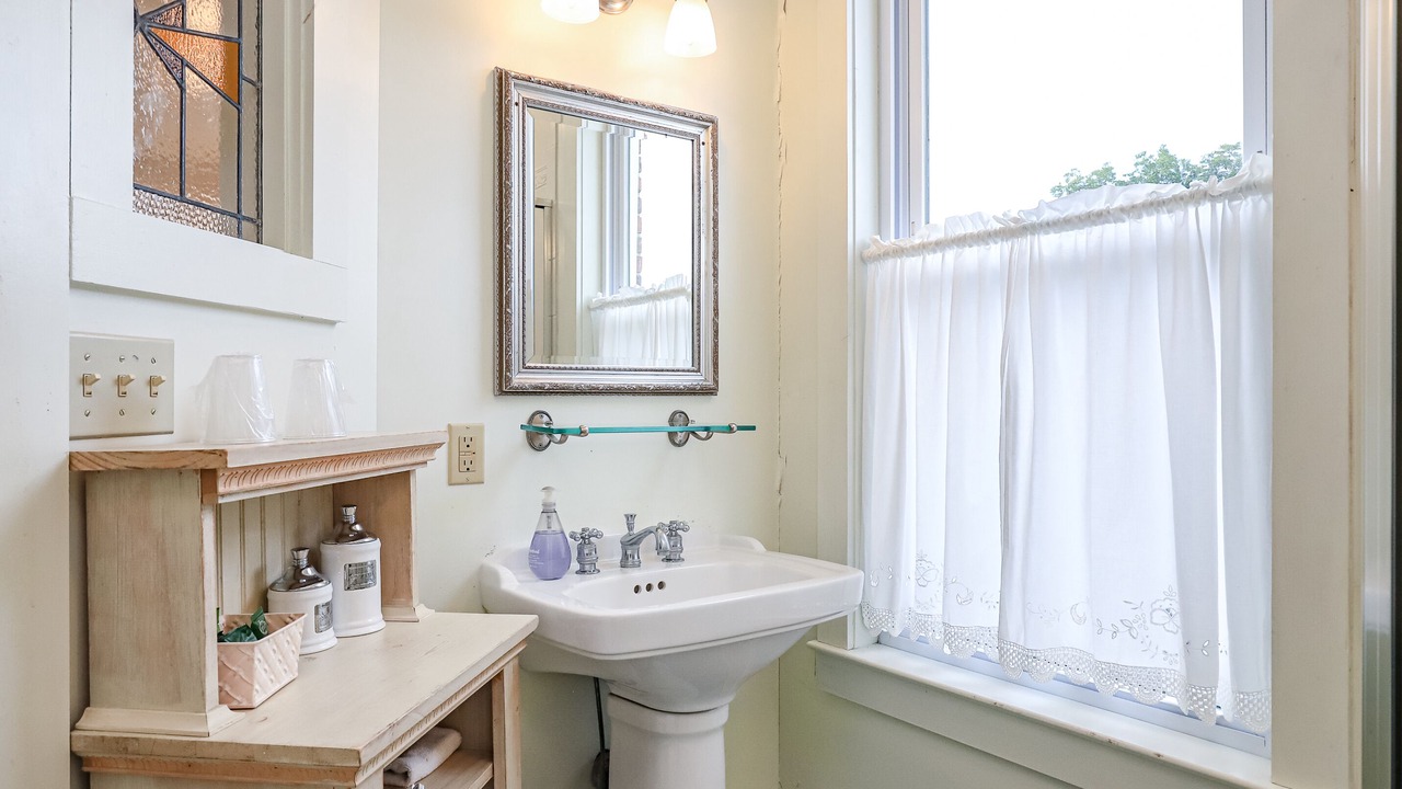 Photo of Bathroom in Onancock