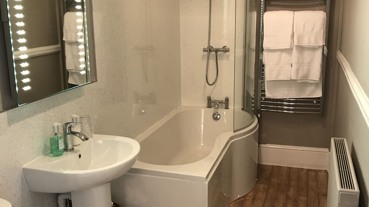 Photo of Bathroom in Old Cleeve